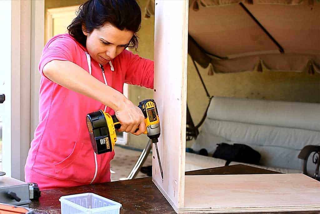 using pocket holes screws for DIY Storage for Toys