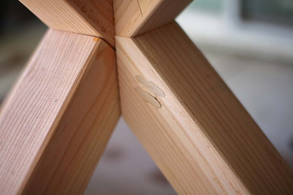 covering pocket hole on DIY Dining Table
