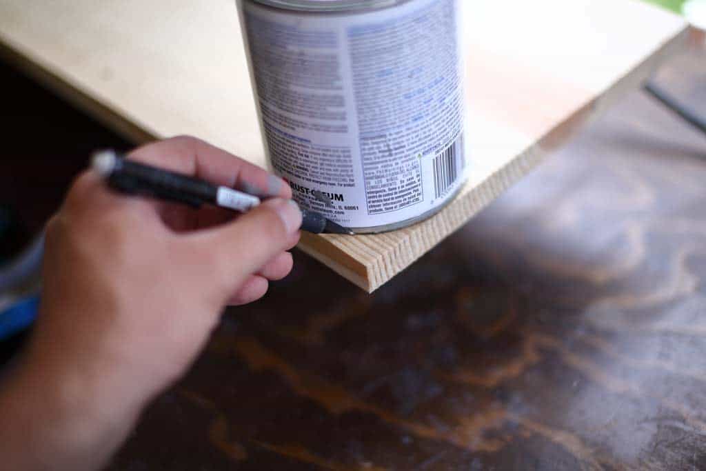 drawing arch for DIY Cornhole Scoreboard