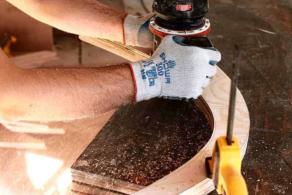 using wood router to cut legs