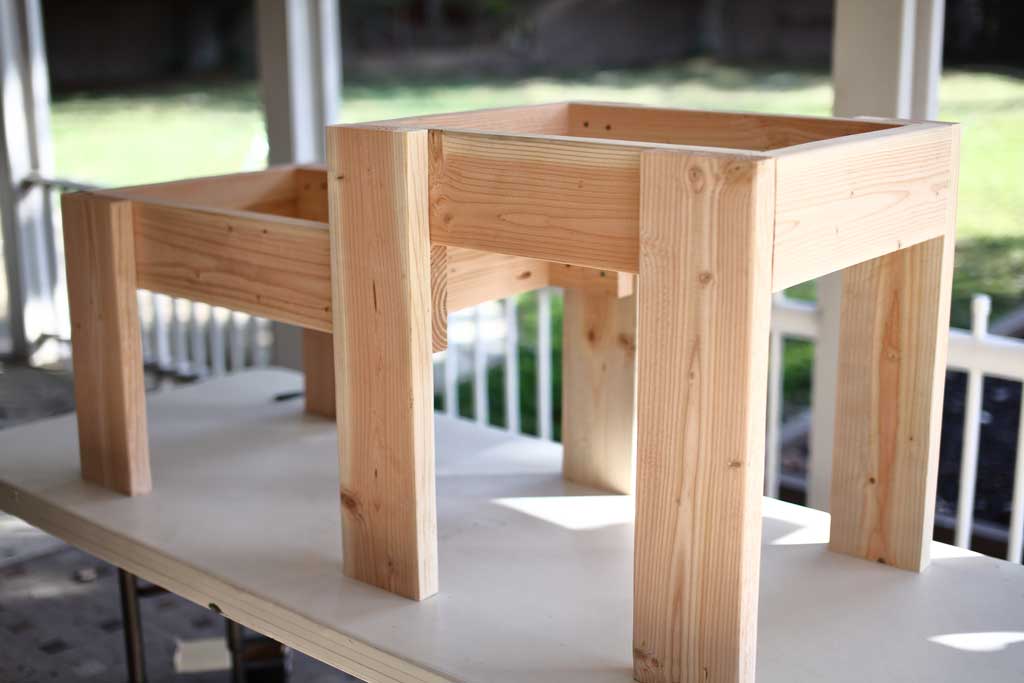 lower and upper bin from for DIY Sensory Table