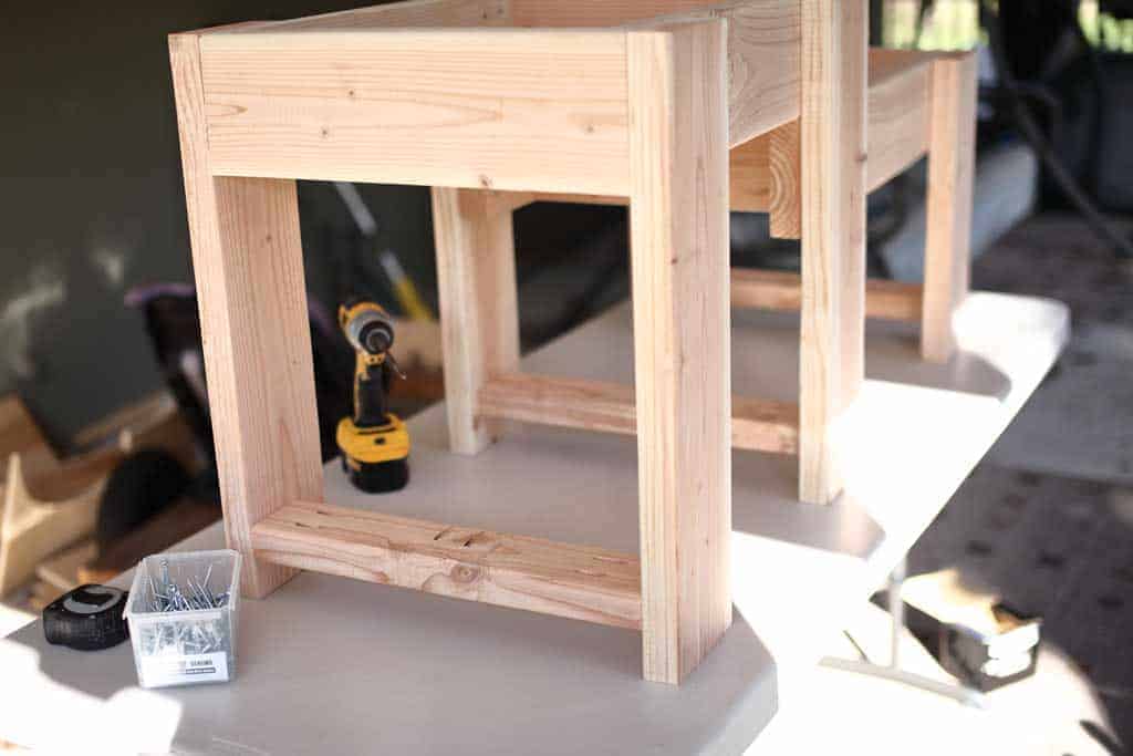 DIY Sensory Table bottom shelf supports