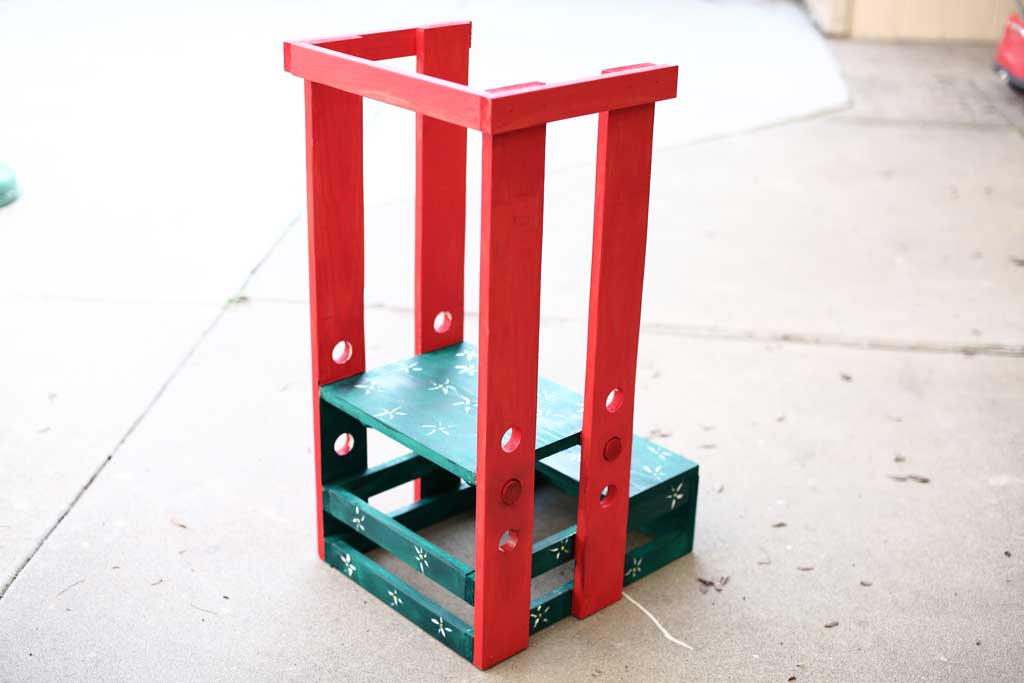 DIY toddler kitchen helper tower