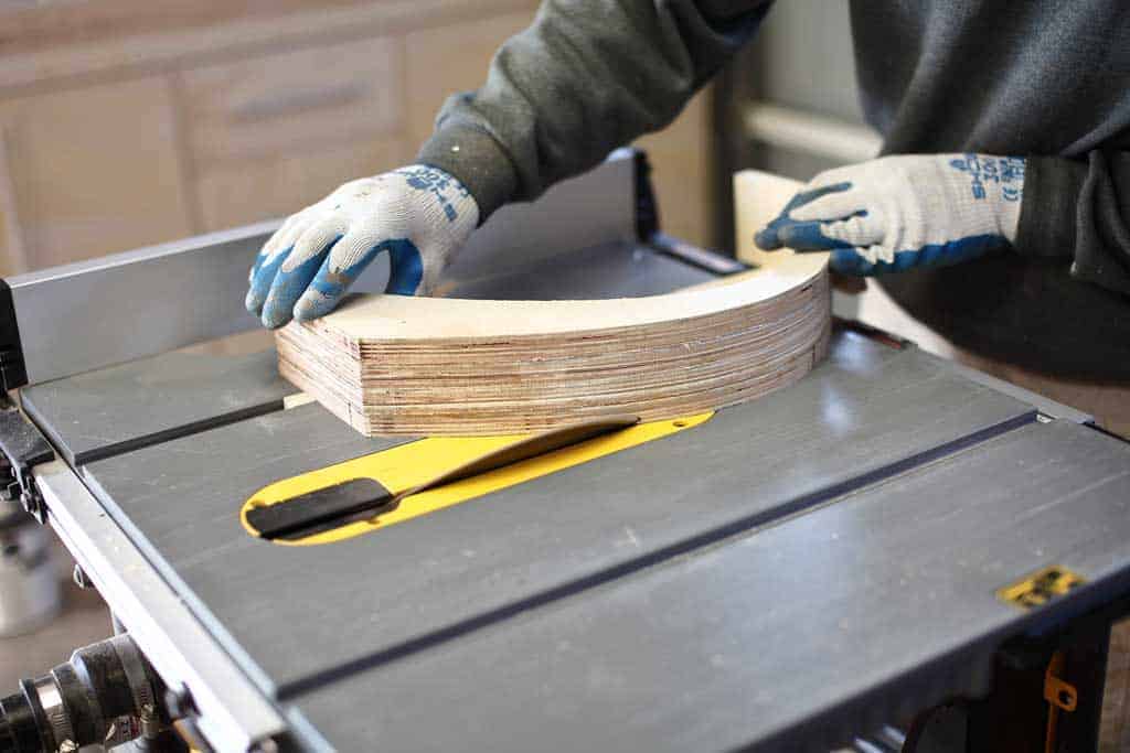 using table saw to trim legs at 45 degrees
