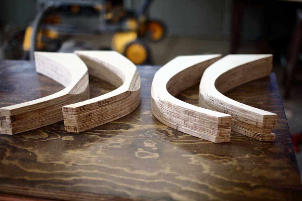 curved legs for bench
