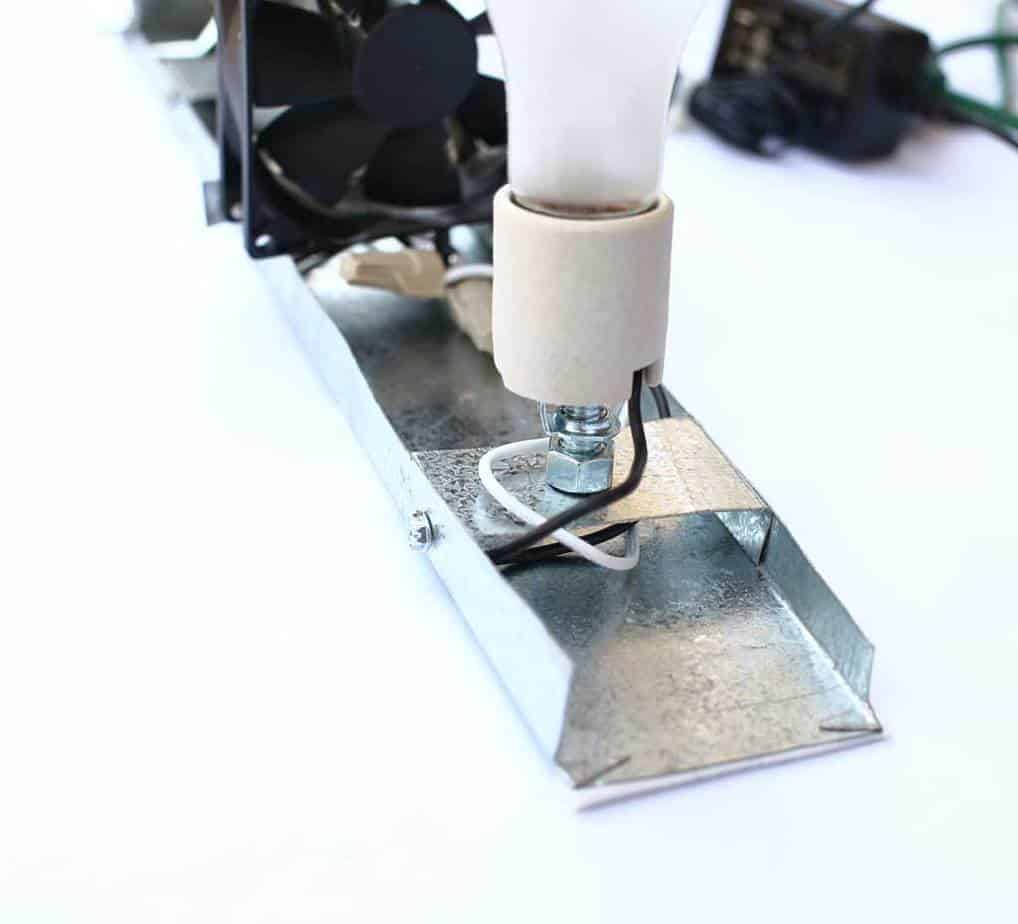 light bulb attach to metal piece