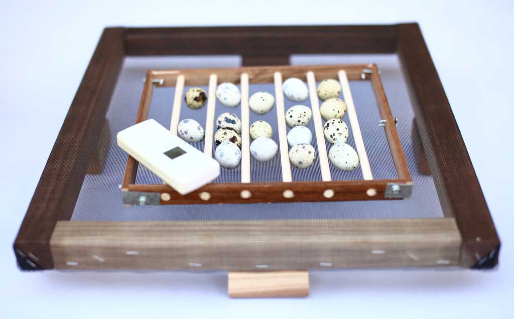 egg roller for incubator