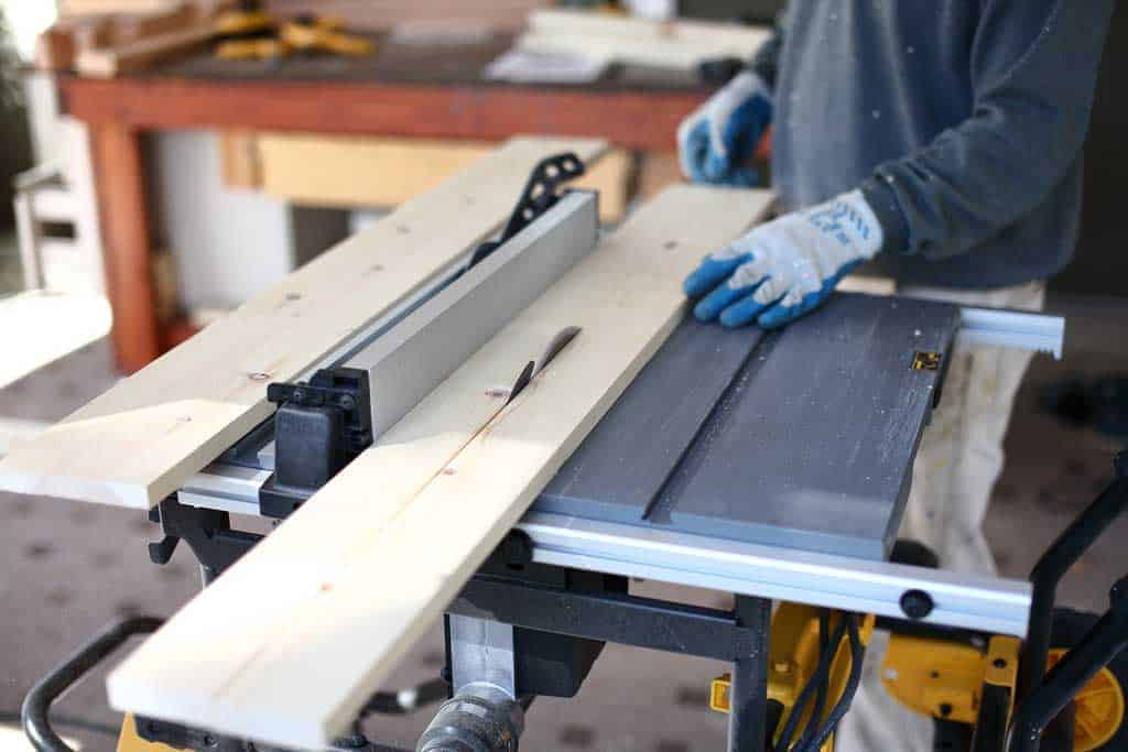 ripping 1x4 board in half