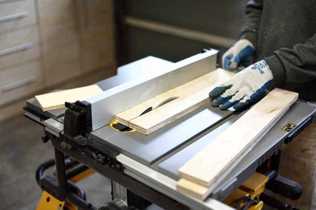 cutting wood on the table saw