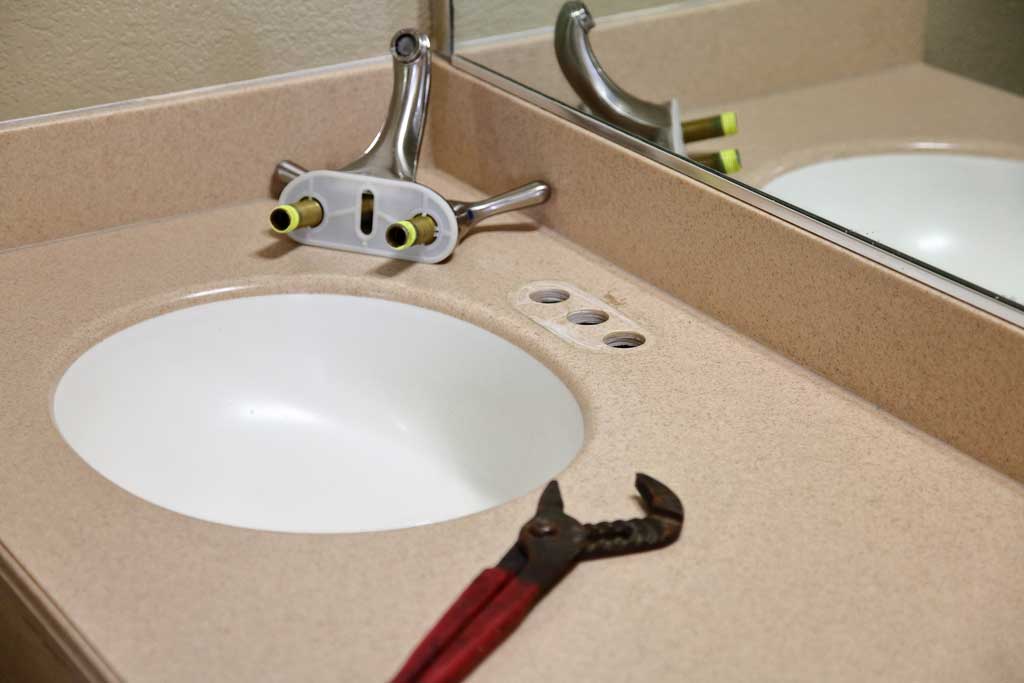 removing faucets before applying epoxy