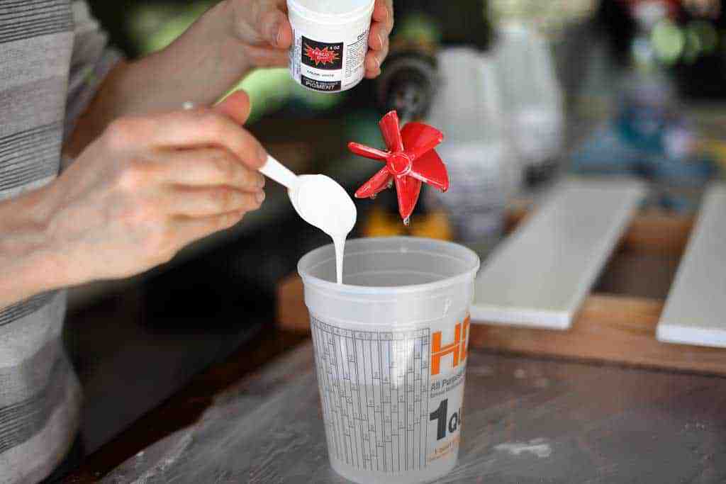 adding white color to epoxy resin