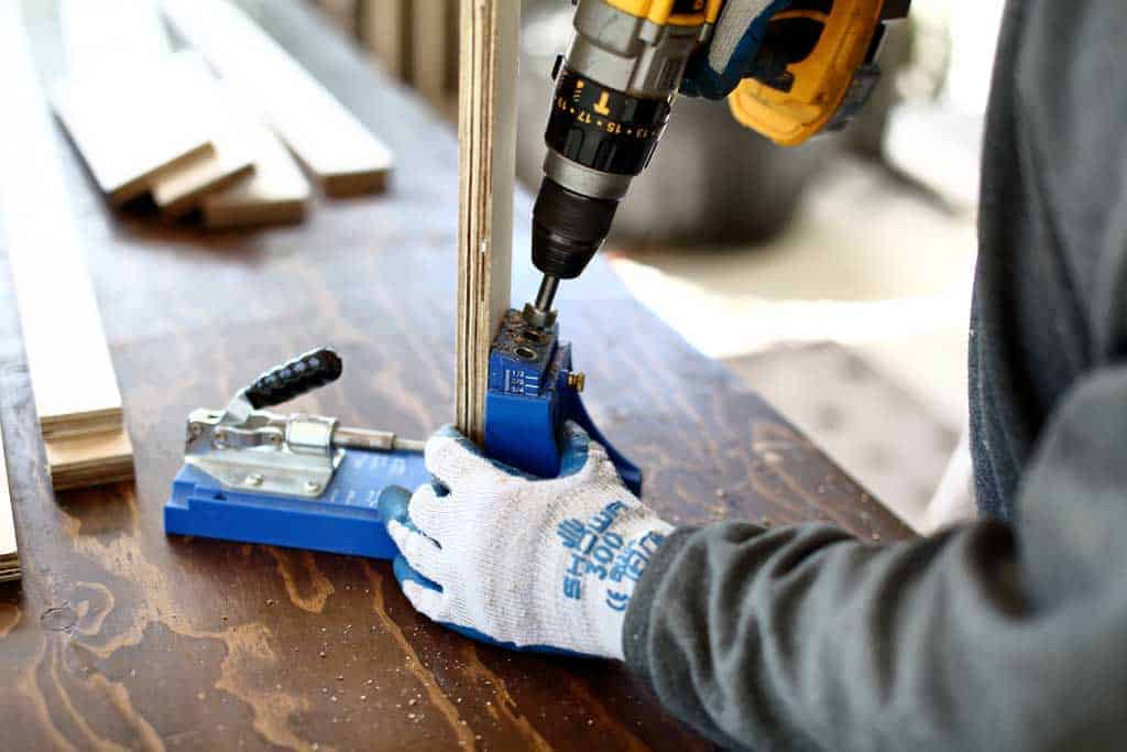 drilling pocket holes in plywood
