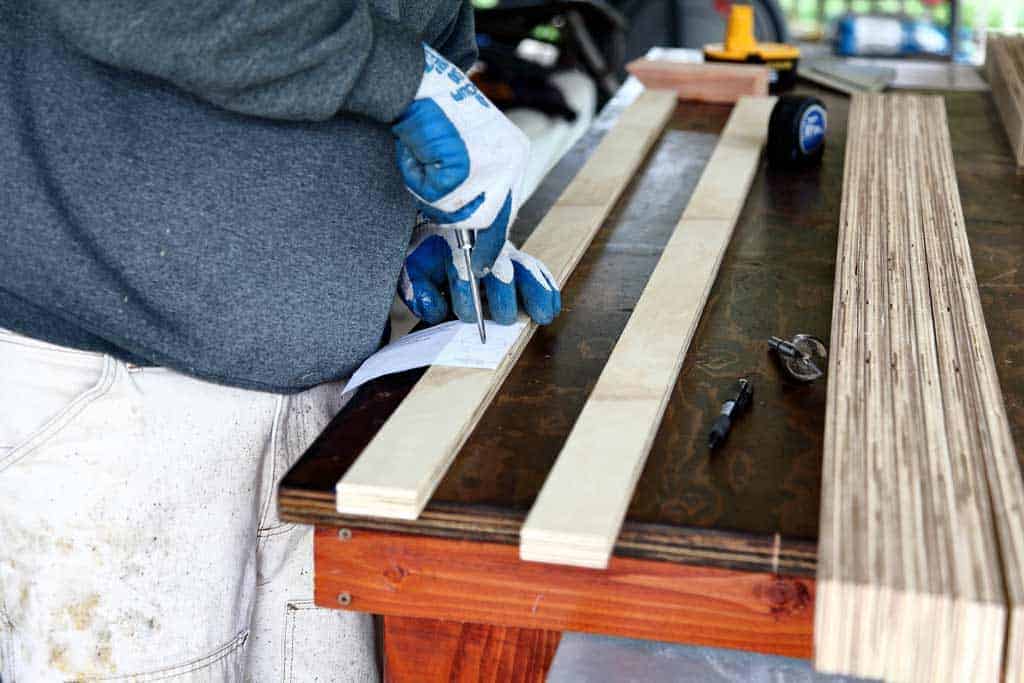 marking location where to drill holes for hinges