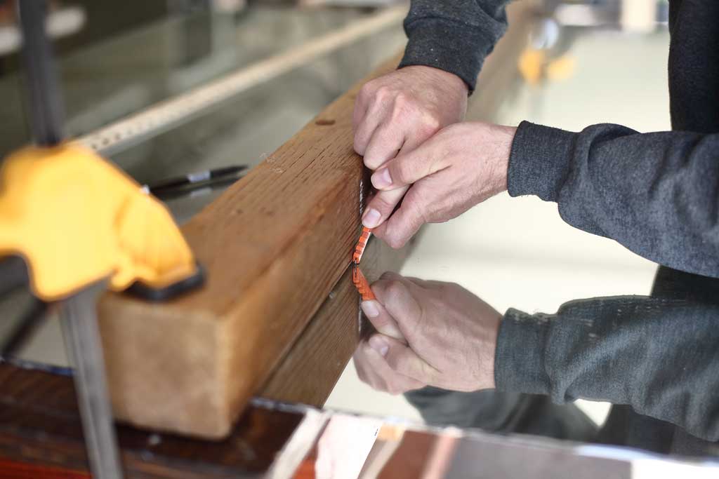 cutting mirror with glass cutters