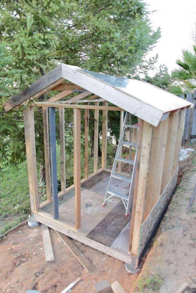 roof for DIY Chicken Coop
