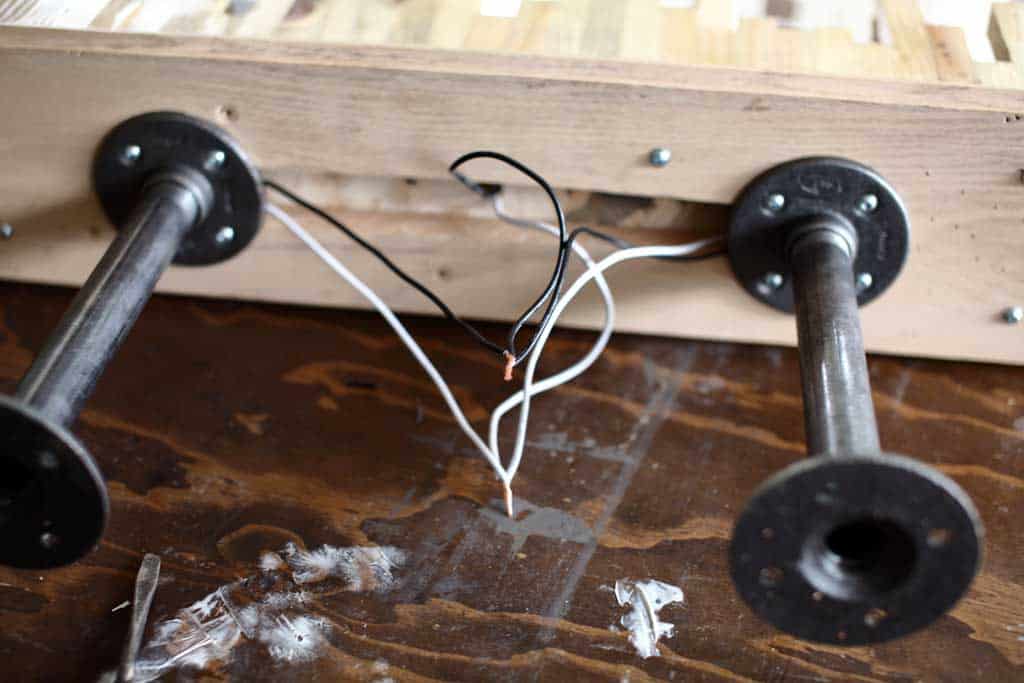 wiring light fixture