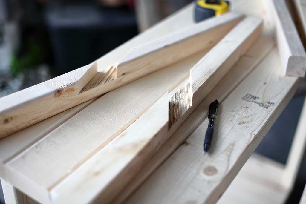 cutting lap joint for the cross