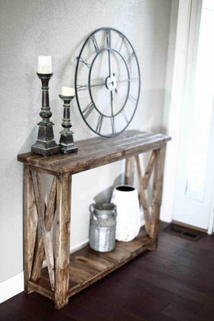 DIY farmhouse entryway table