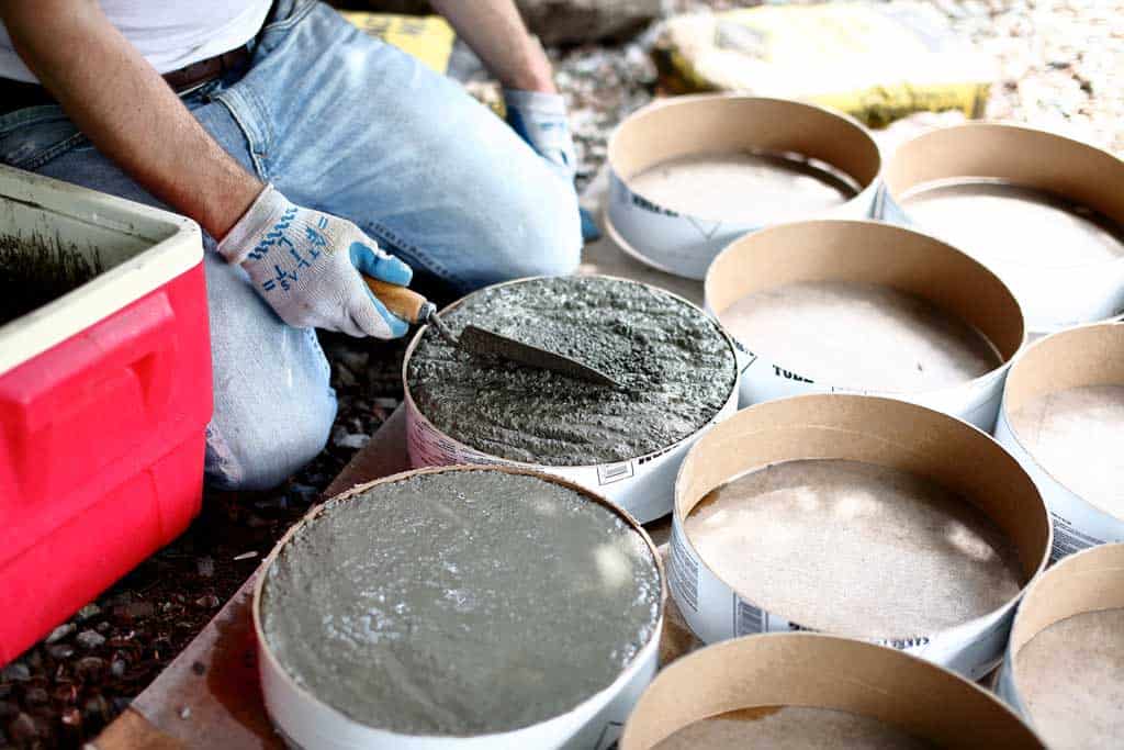 leveling concrete for diy stepping stone