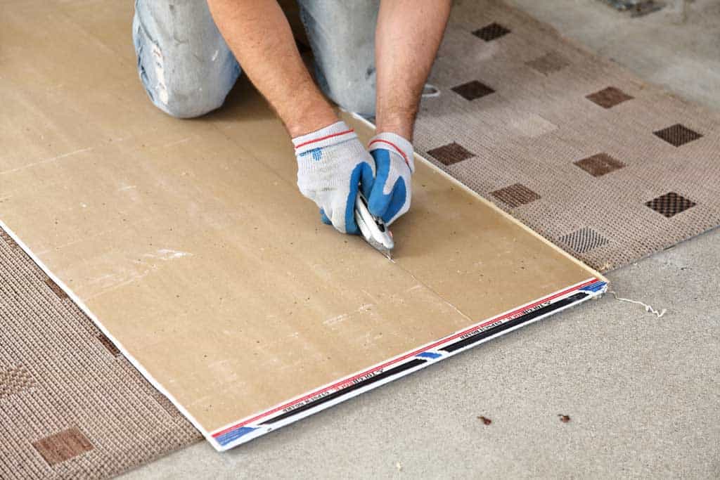 cutting drywall for diy closet