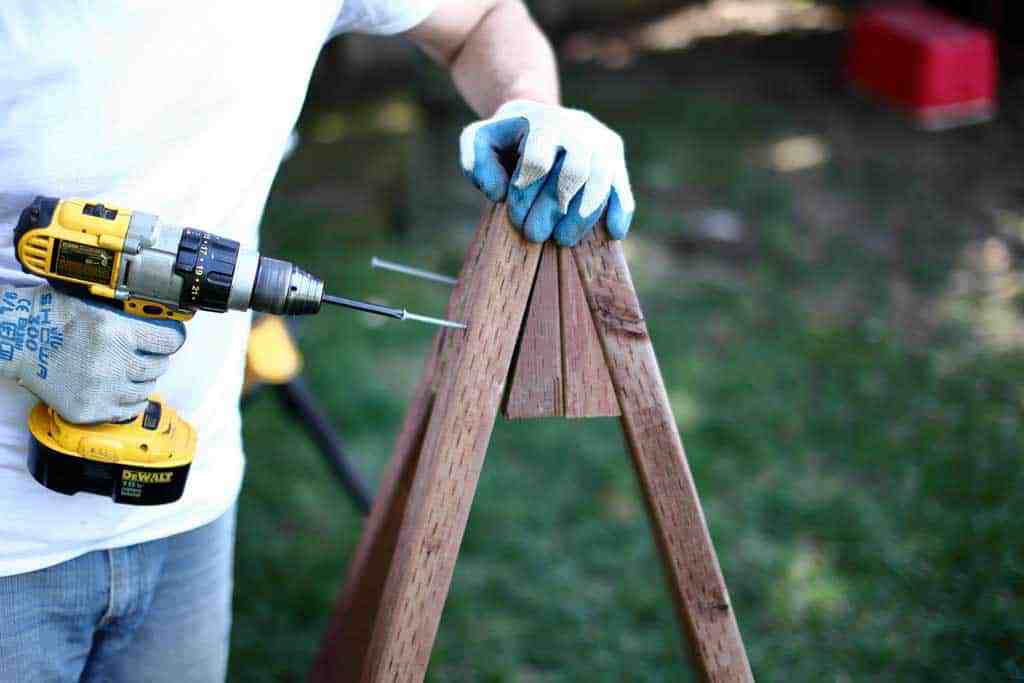 attaching pyramid planter frame with 4" screws