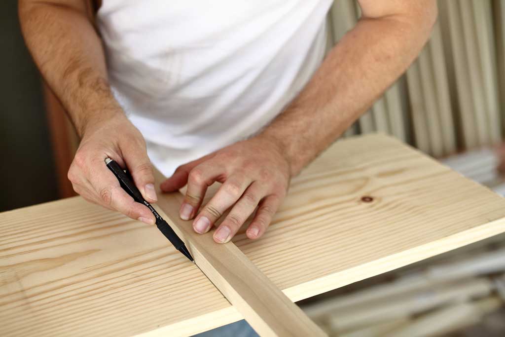 drawing a guide line for the cut