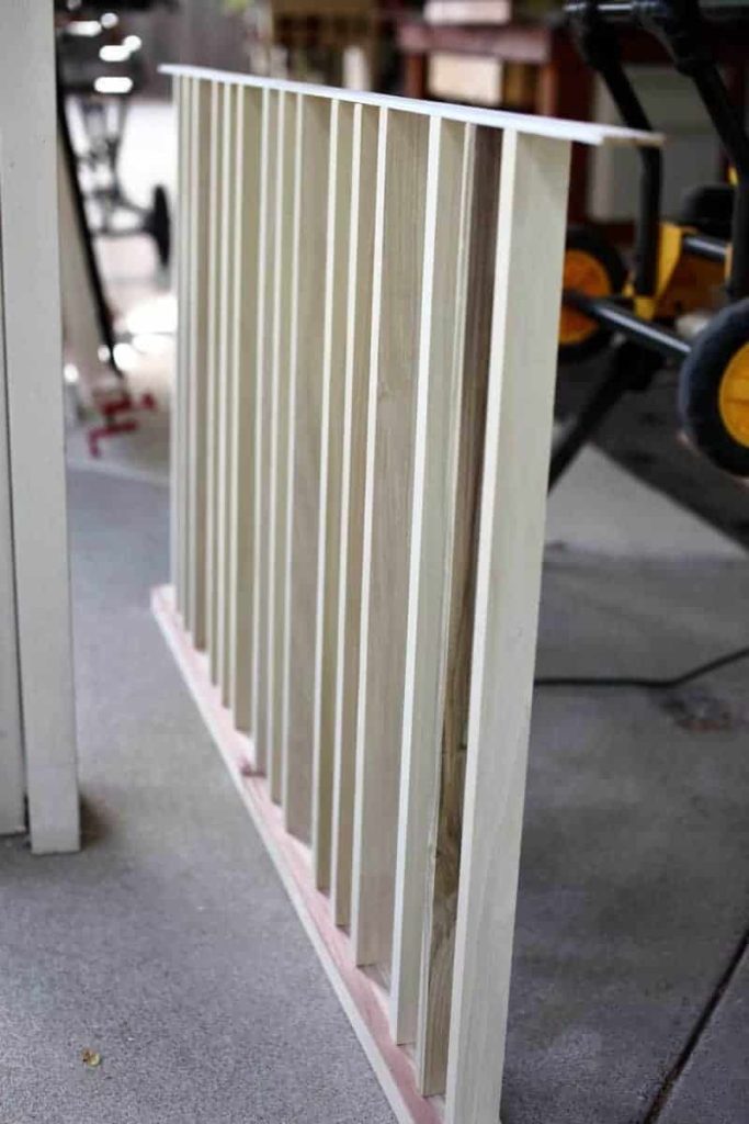 horizontal stair panel
