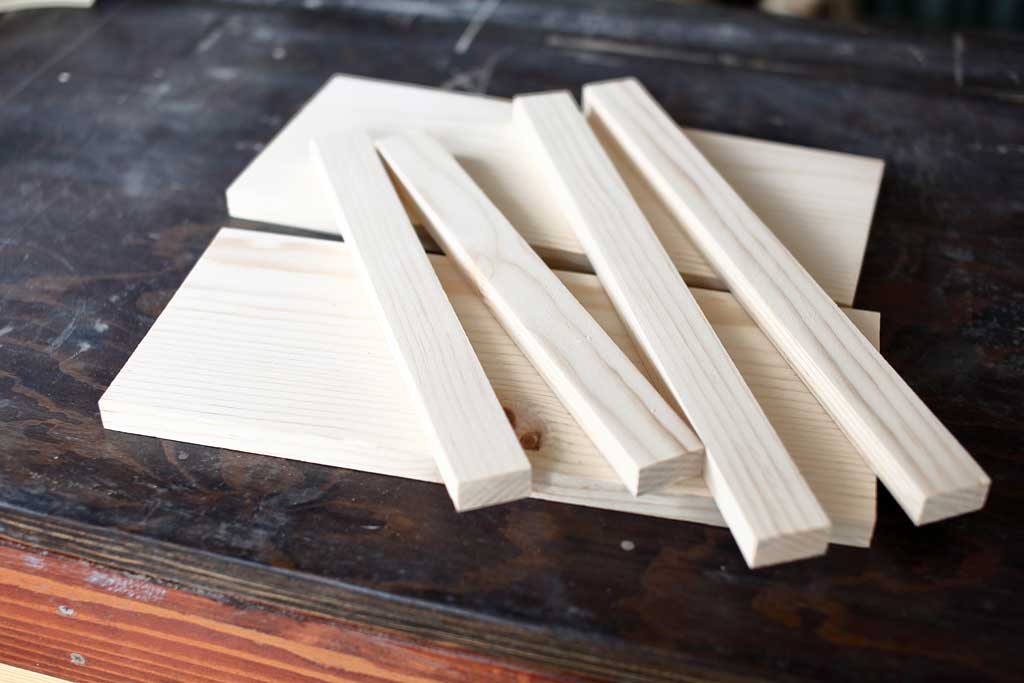 boards for bottom tray of the DIY bird feeder house