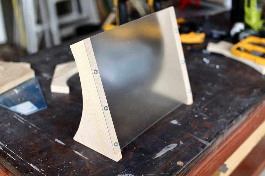 attaching thermoplastic sheet to legs