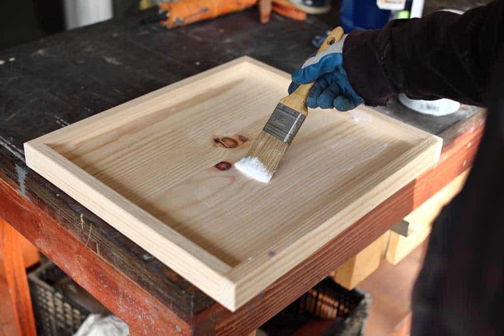 applying polyurethane