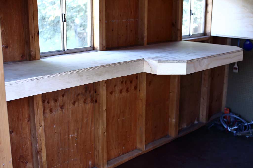 attaching shelf to the wall for 3D printer