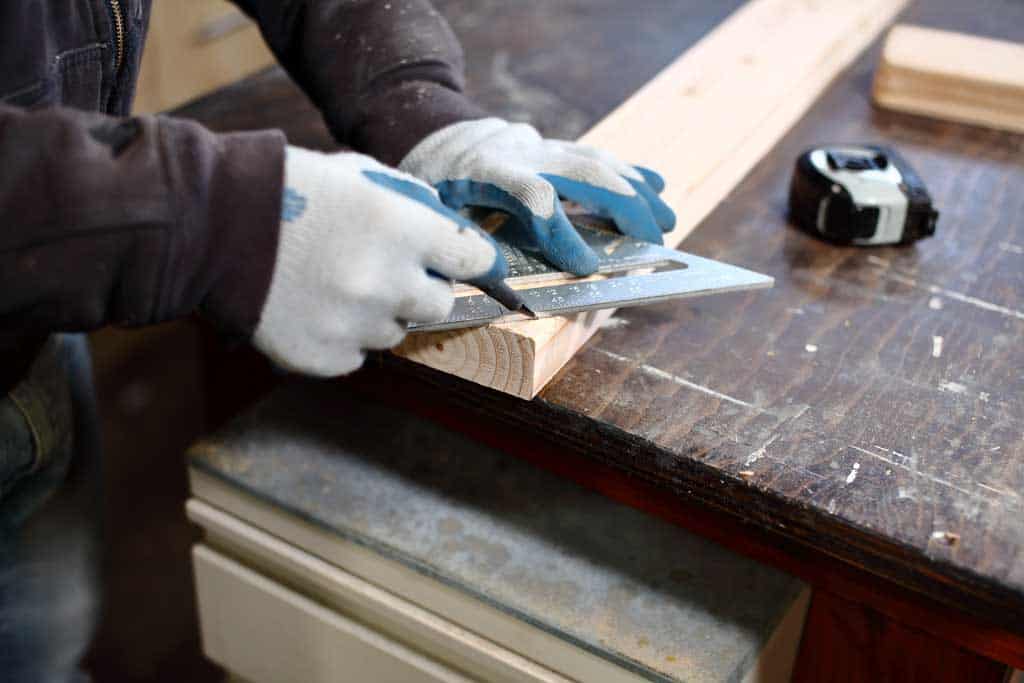 using square on 2x4