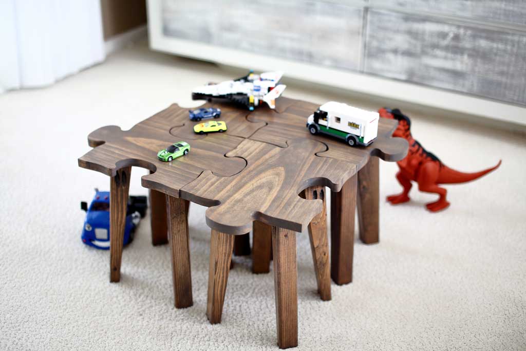 DIY Kids Table Made as Jigsaw Puzzle
