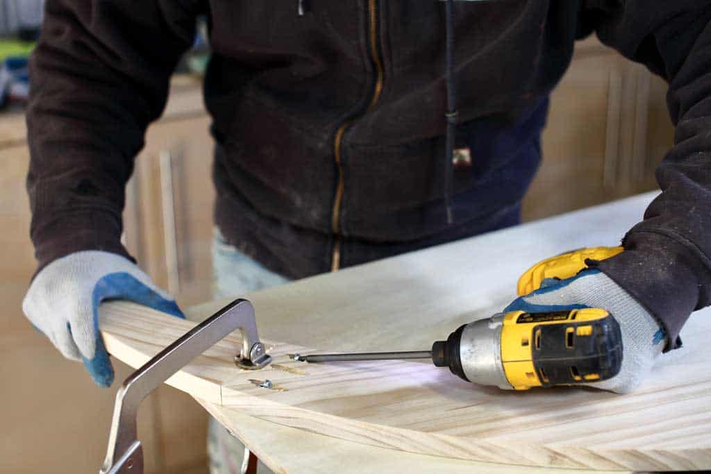 driving in pocket hole screws