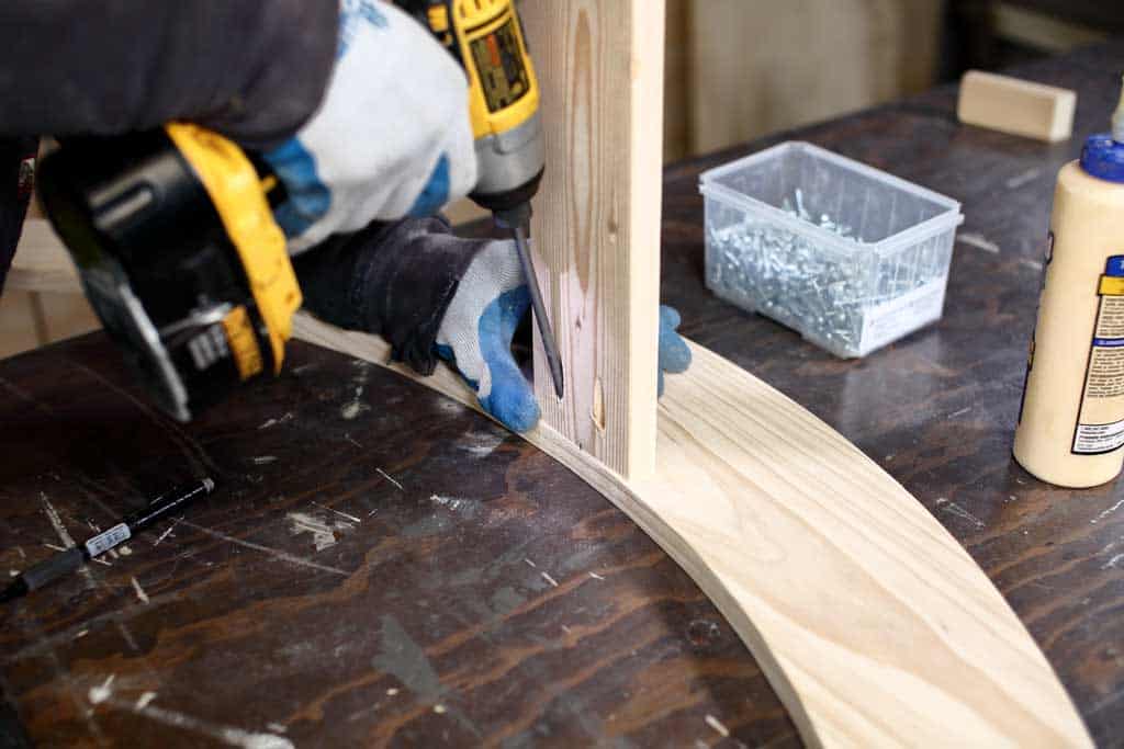 using pocket holes screws to attach wood