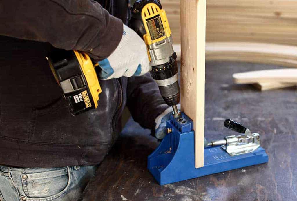 drilling pocket holes in wood