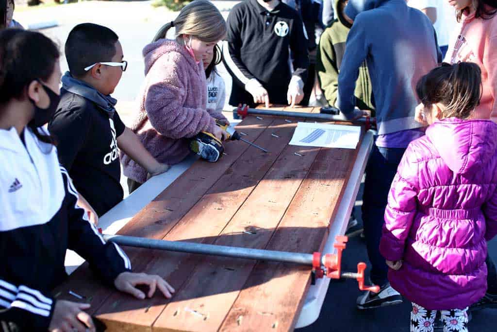 clamping bottom boards of the planter box