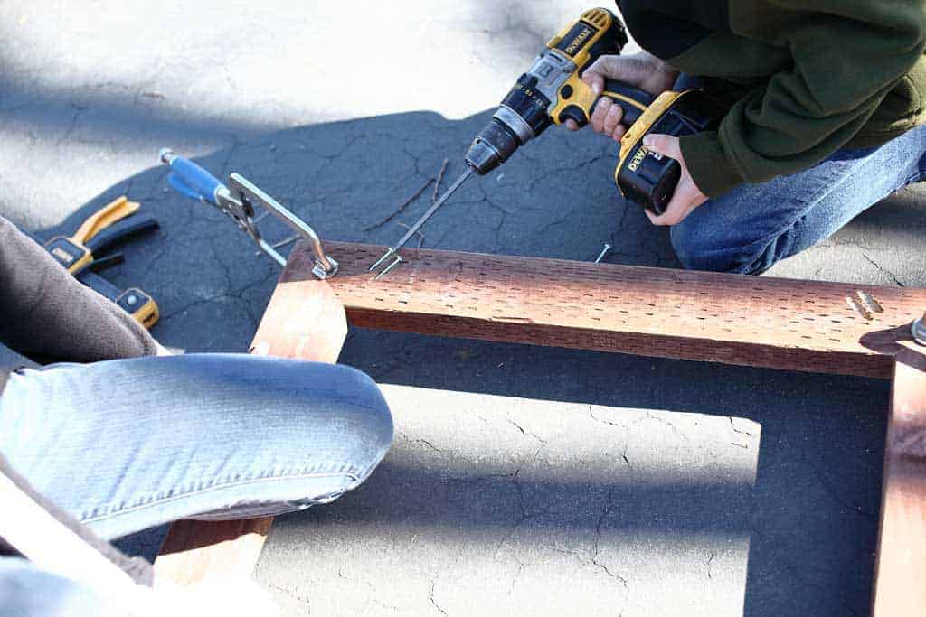 attaching upper frame for planter box