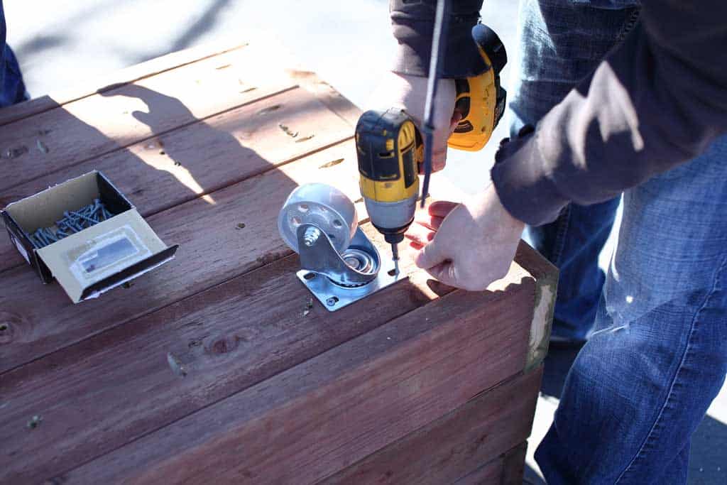 attaching wheels to diy planter box