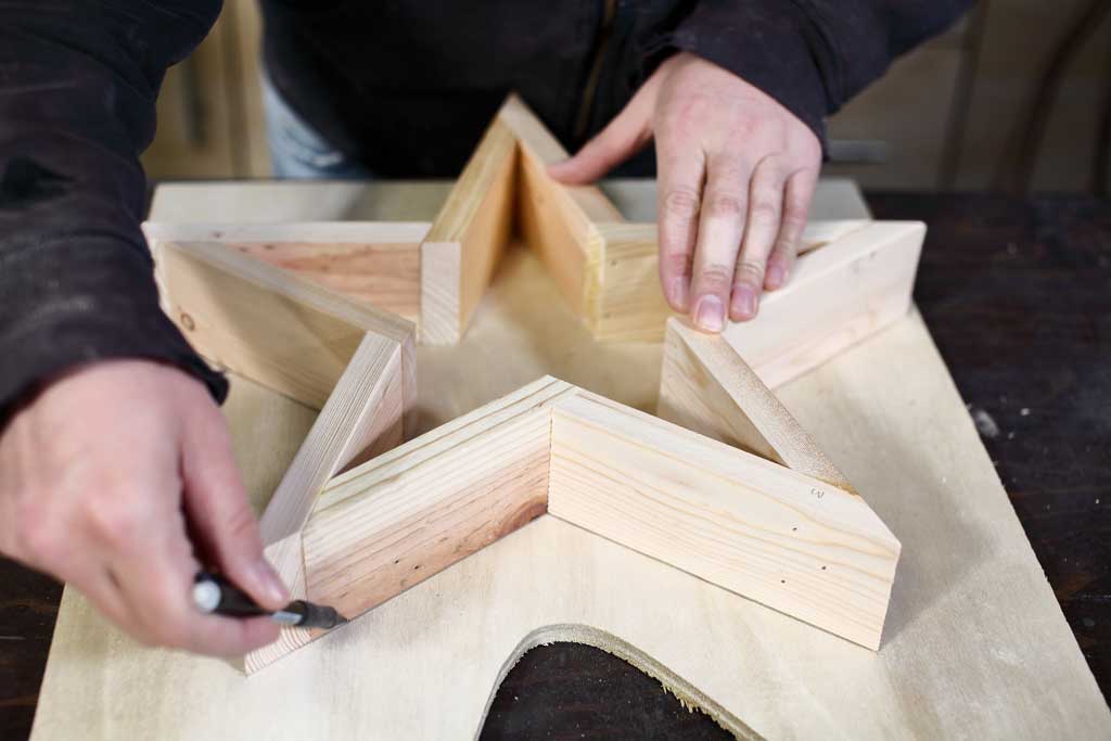 tracing star over the plywood