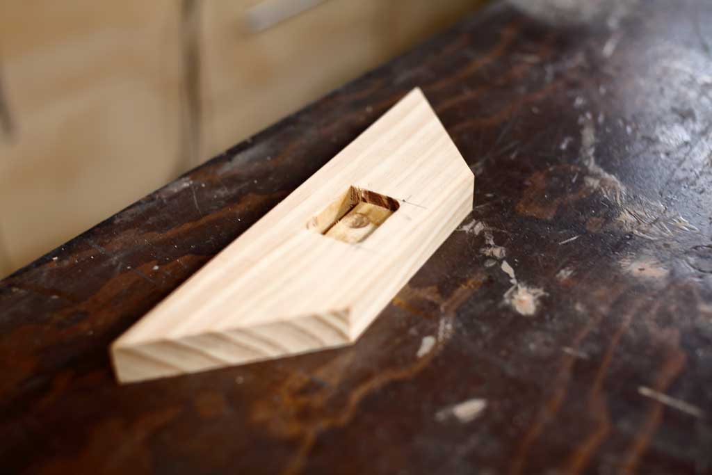 support board for the towel holder