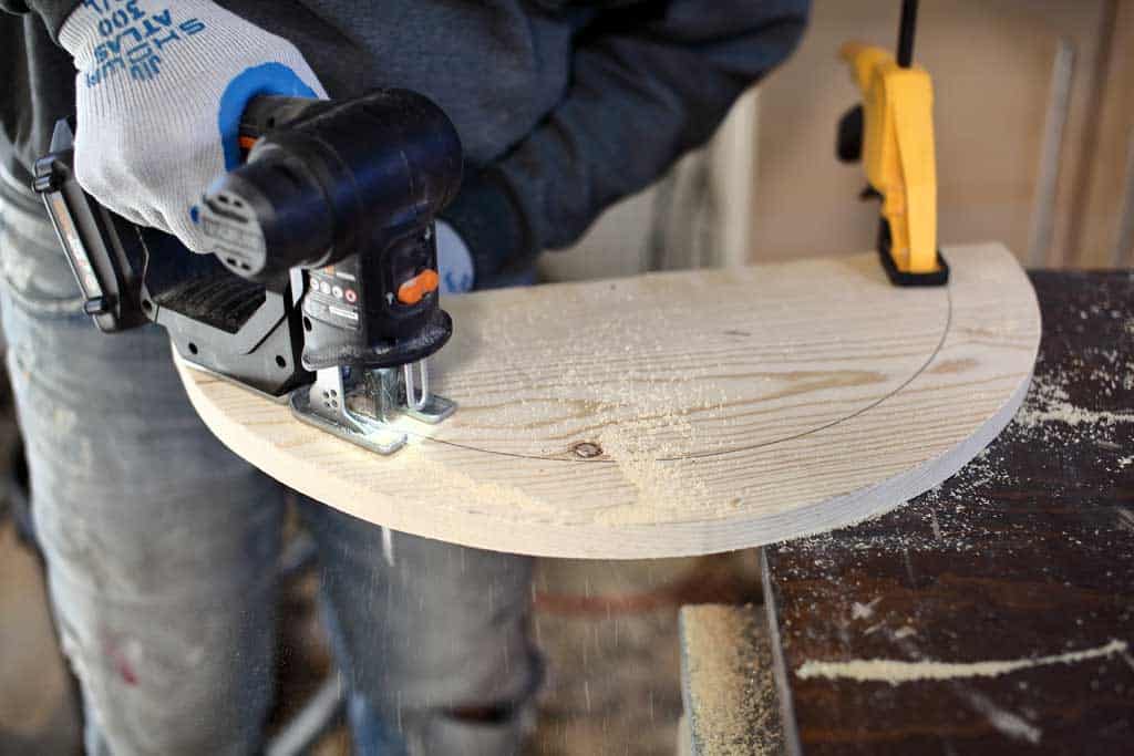 cutting wood with jig saw