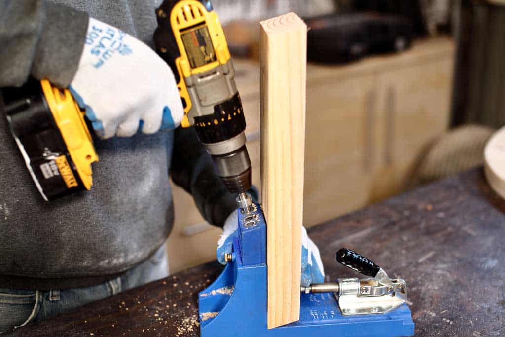 drilling pocket holes in wood