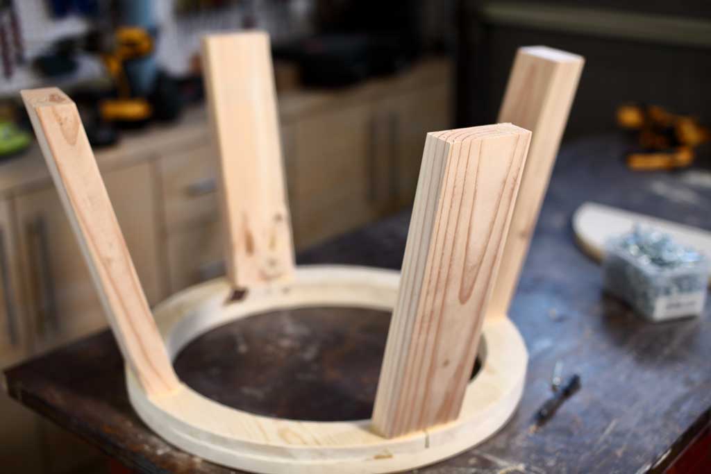 attaching legs to kerplunk game base