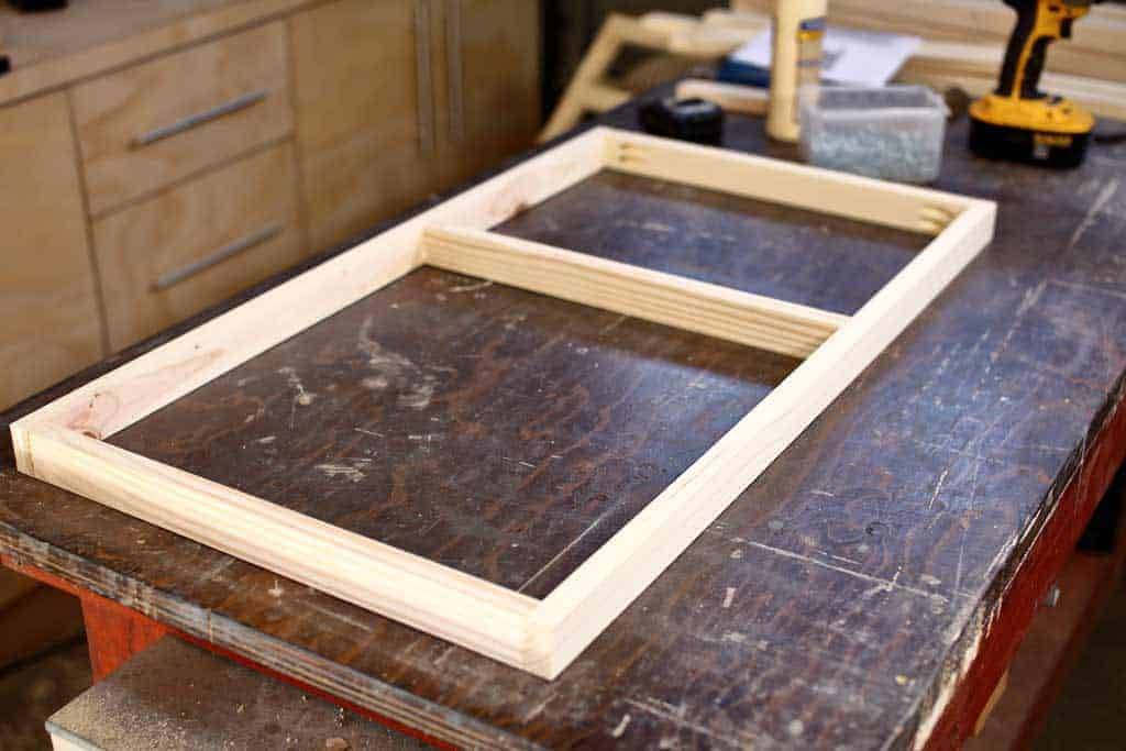 building a floor frame for gradually worn-down