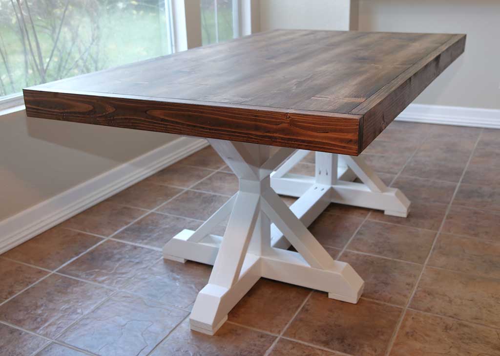 DIY Farmhouse Dining Table
