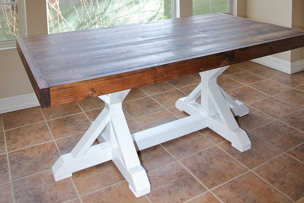 DIY Farmhouse Dining Table