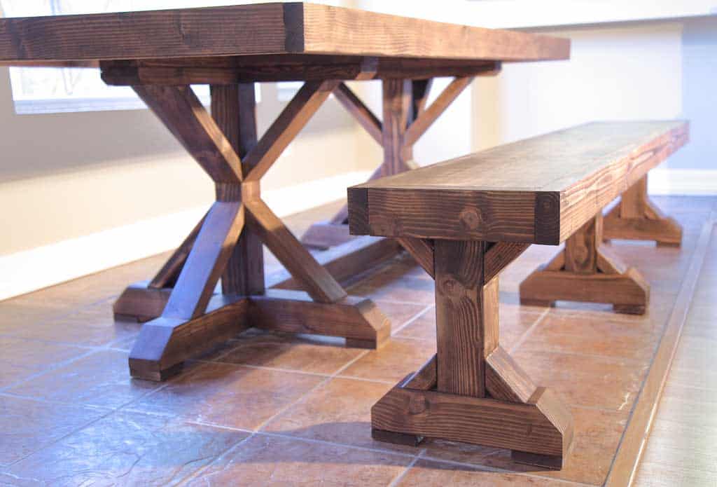 DIY Farmhouse Dining Table