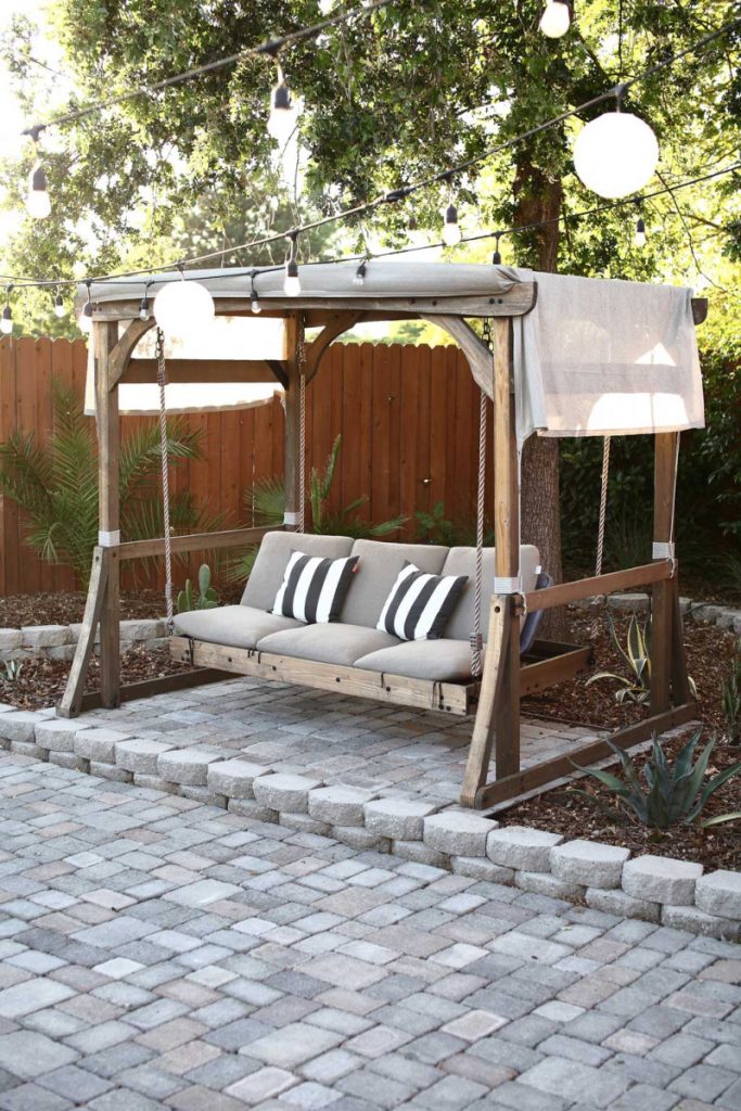 DIY Outdoor Arbor Swing