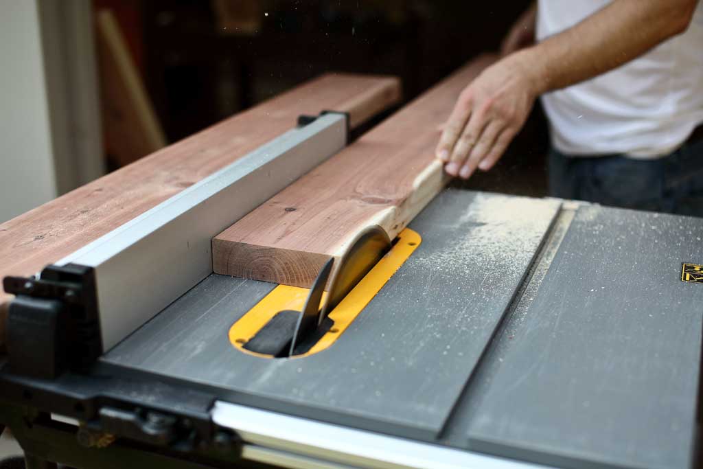 ripping rounded edges on 2x6